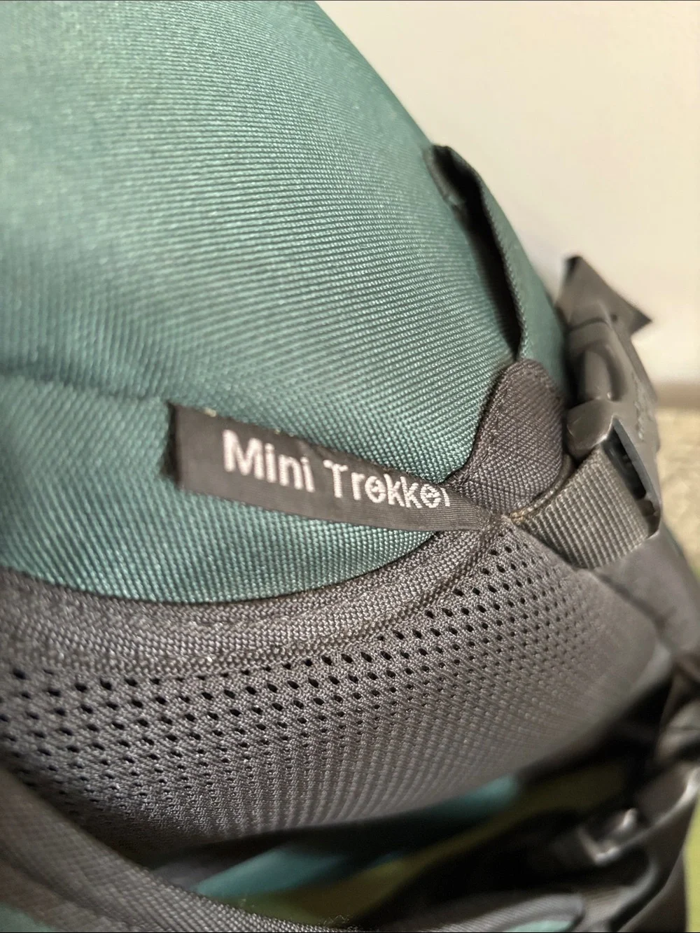 Lowepro Mini Trekker Camera Backpack Padded DSLR SLR Equipment Bag Green & Black